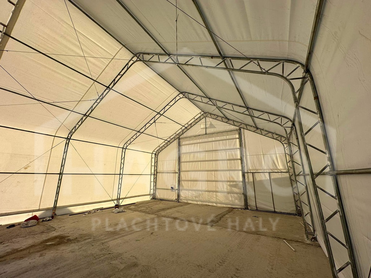 Saddle hall 9.15m x 18.3m x 6.1m - Image 6