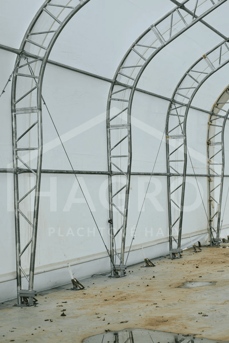 Saddle hall 18.3m x 34.16m x 7.63m - Image 6