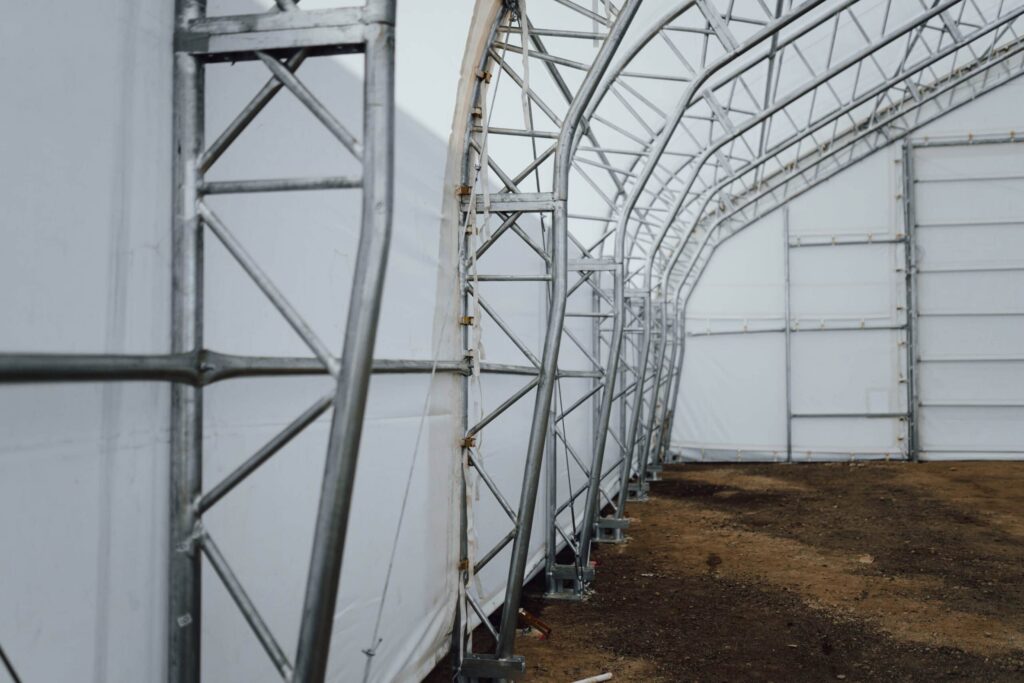 Interiér haly Hagro 21,35 m – pohľad pozdĺž